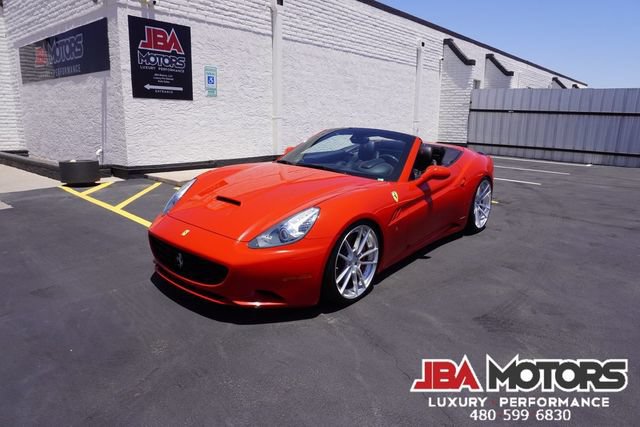 Used 2014 Ferrari California RWD image 82
