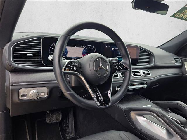 Used 2025 Mercedes-Benz GLS 450 4MATIC image 10