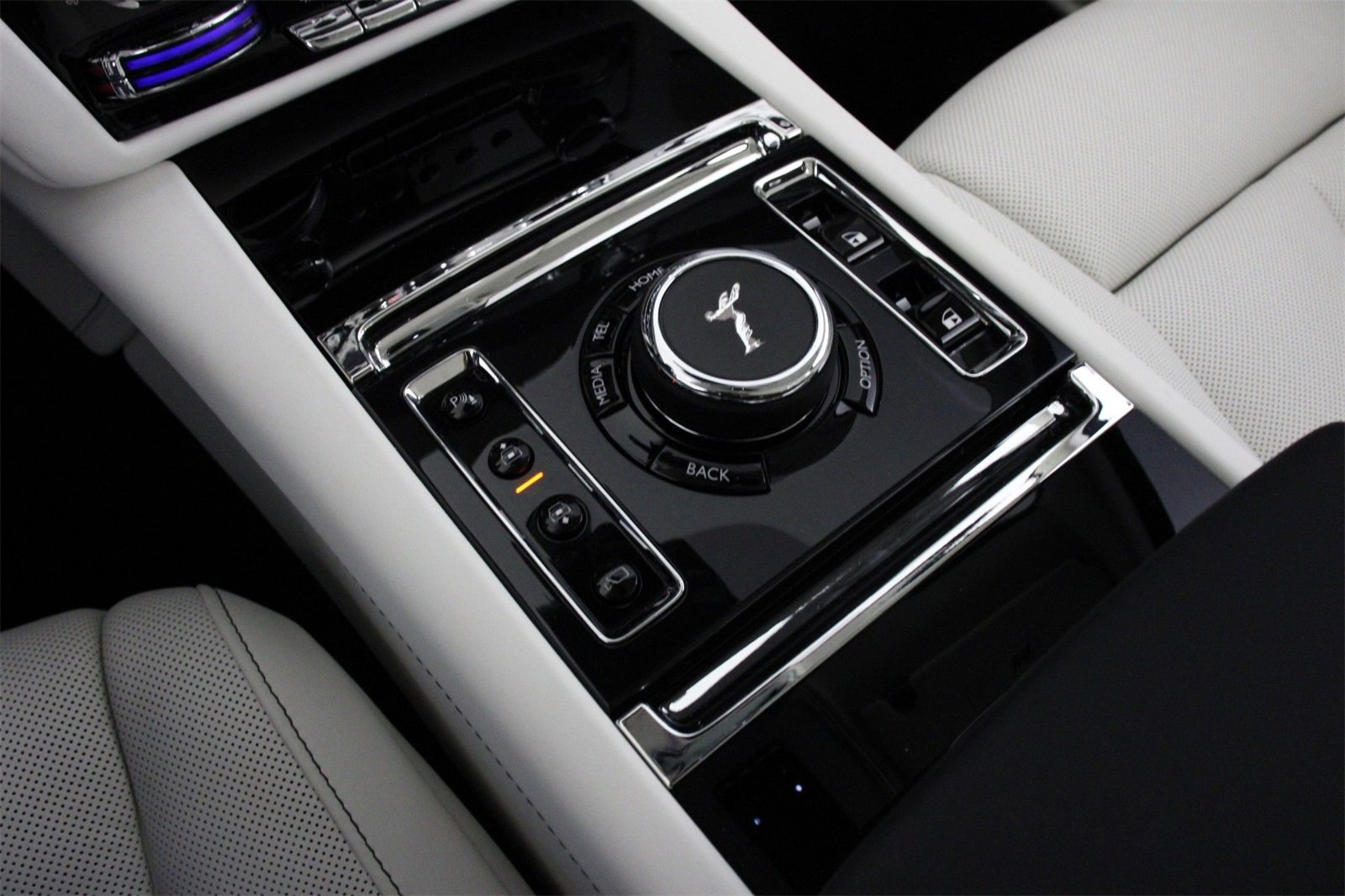 New 2025 Rolls-Royce Ghost image 10