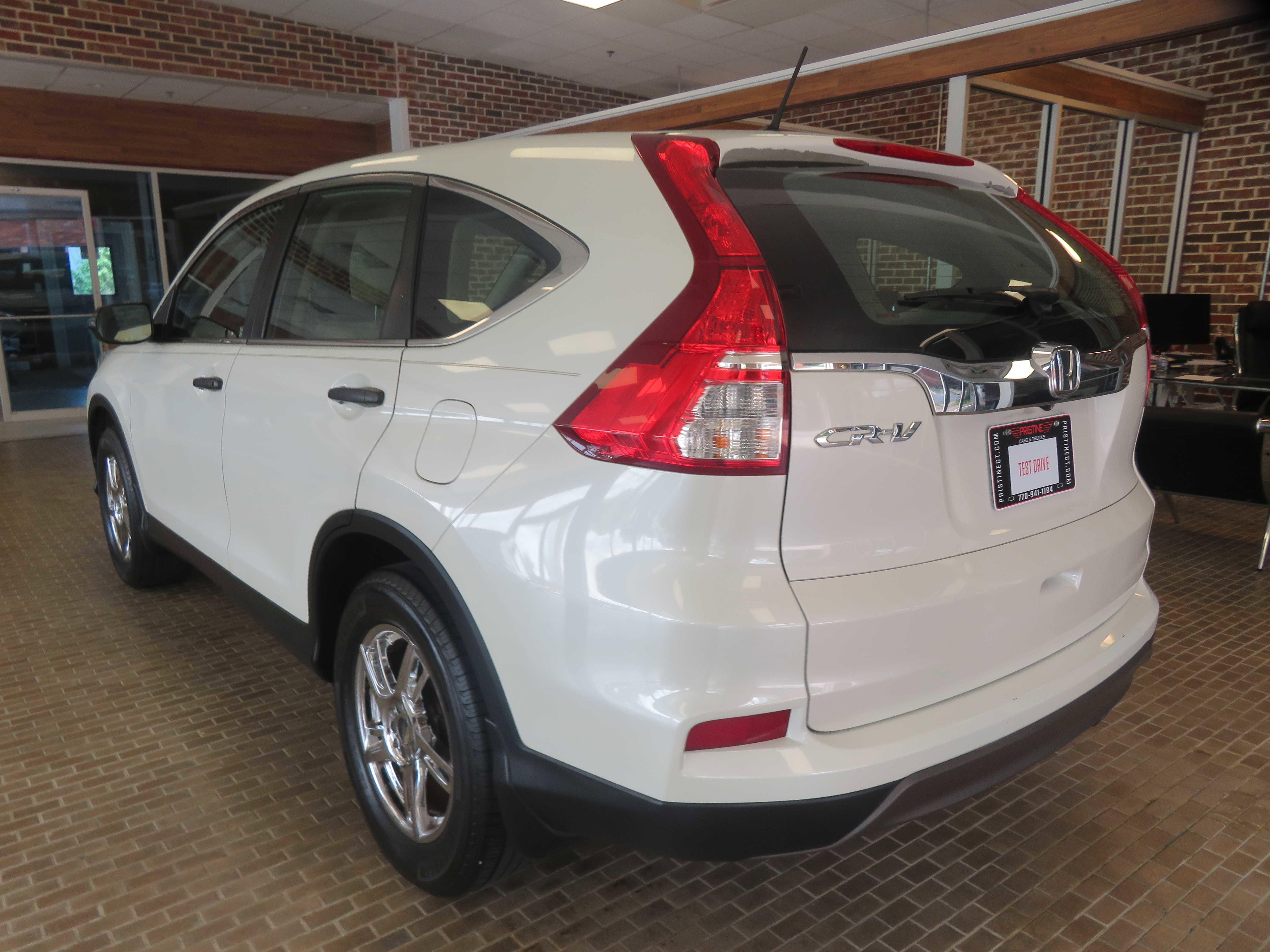 Used 2015 Honda CR-V LX image 7