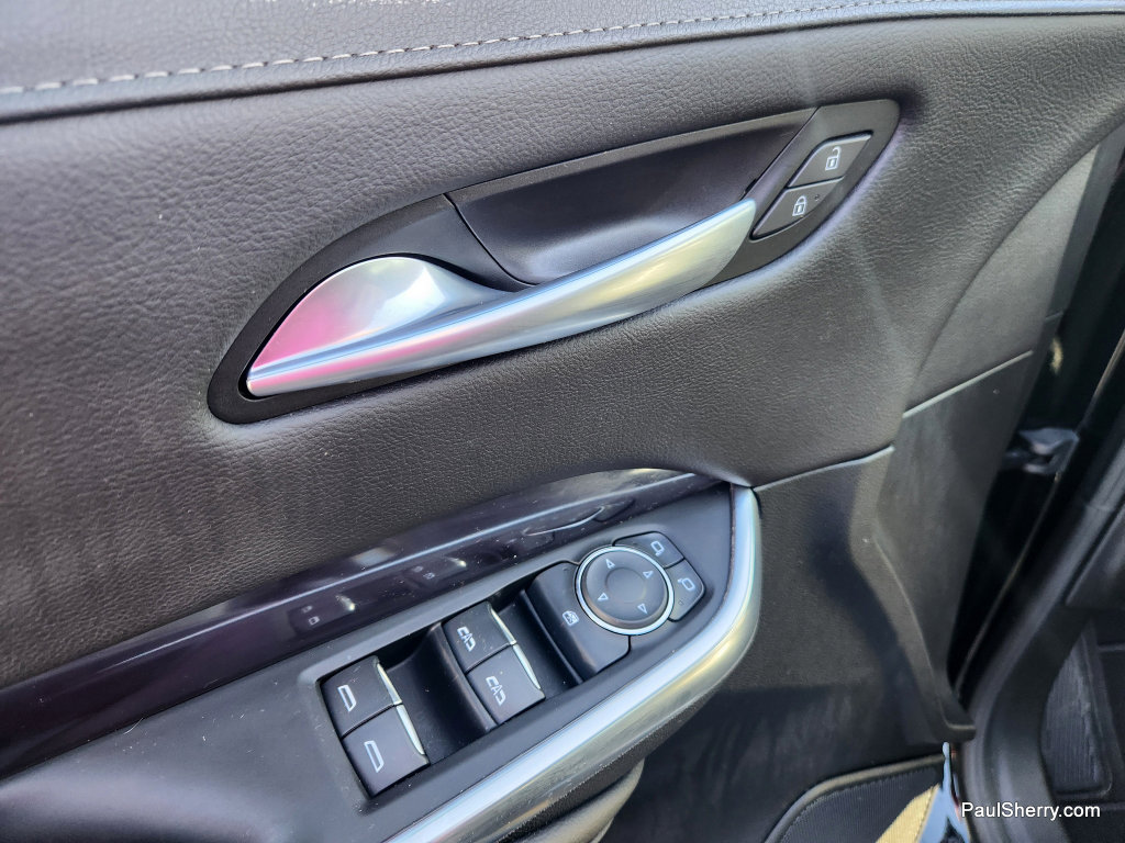 Used 2023 Cadillac XT4 Luxury w/ Driver Awareness Package AWD/4WD image 22