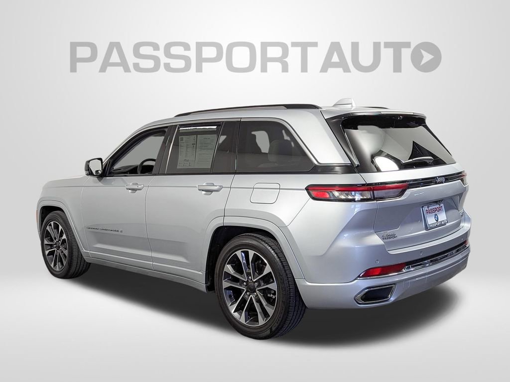 Used 2022 Jeep Grand Cherokee Overland w/ Adv Protech Group III image 3