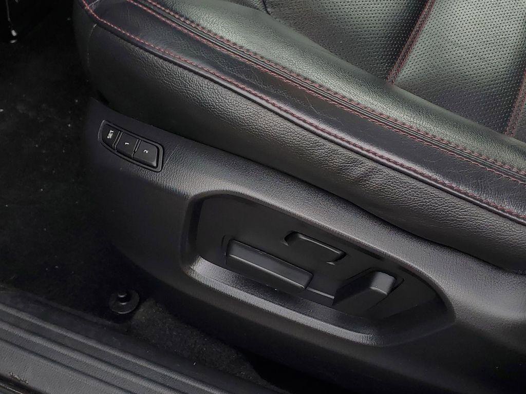 Used 2025 MAZDA CX-5 Carbon Edition image 11