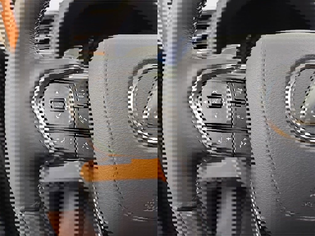 New 2026 Lexus LX 600 4WD w/ Luxury Package image 17