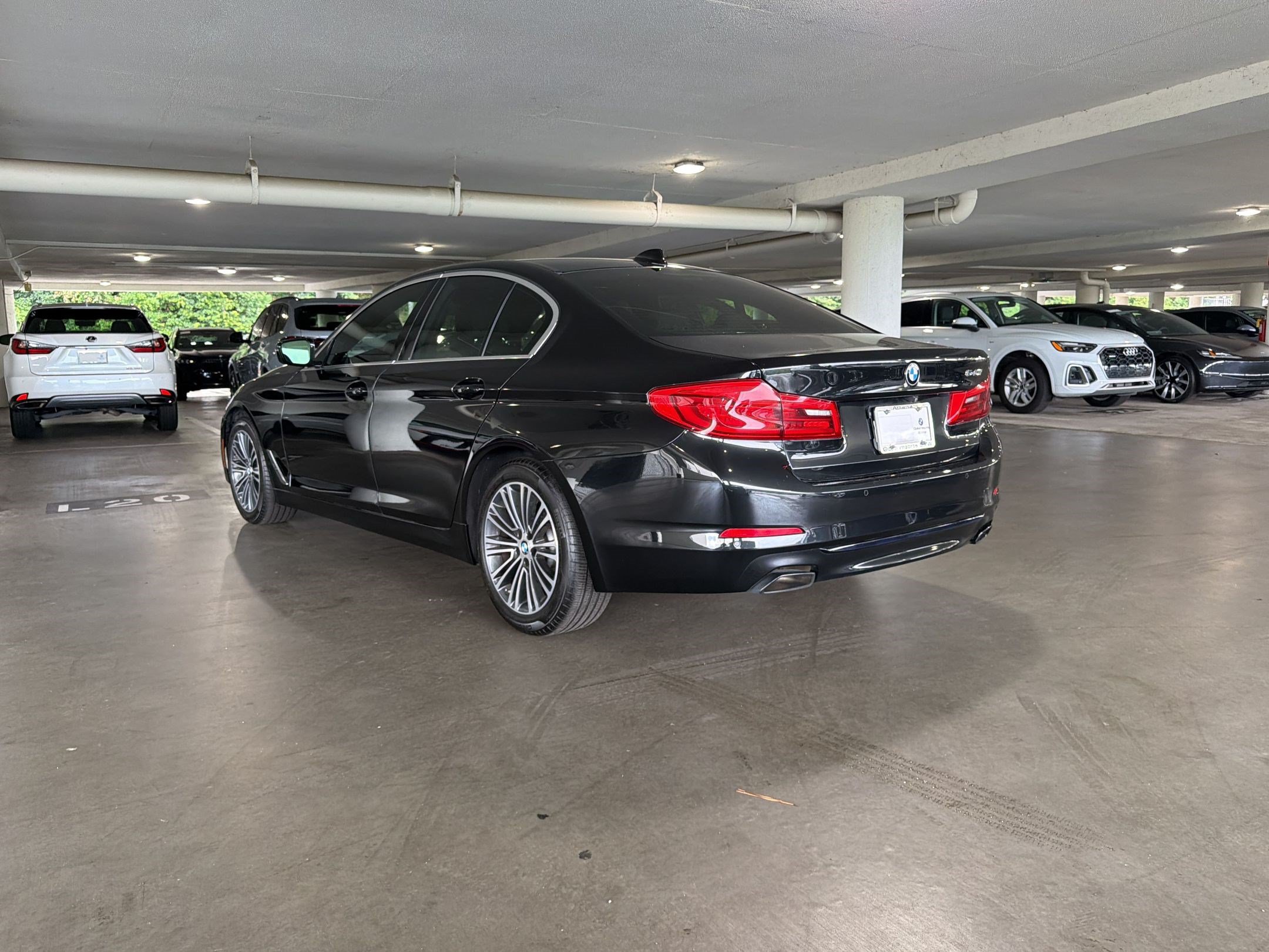 Used 2019 BMW 540i RWD image 2