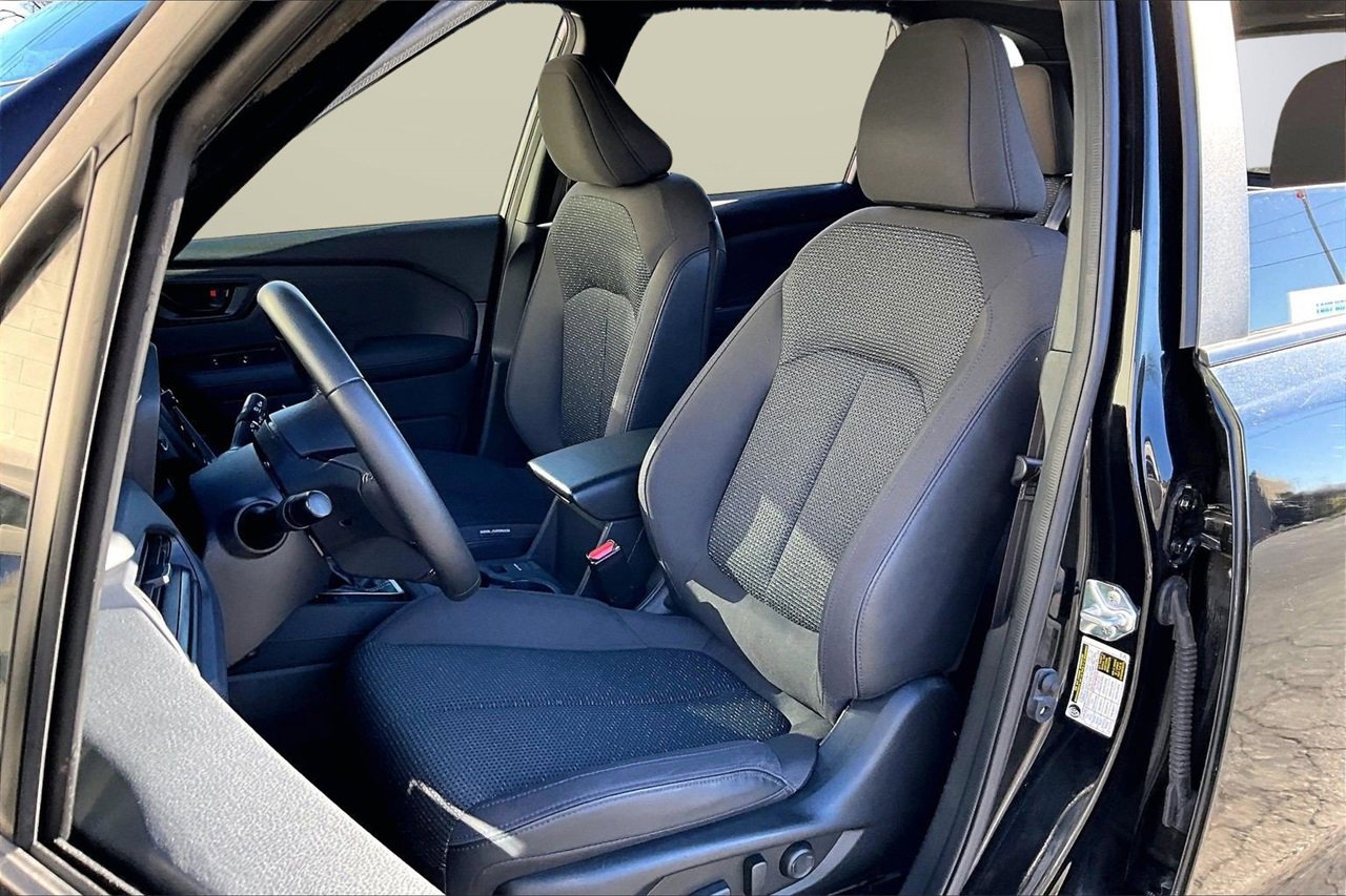 Used 2025 Subaru Forester Premium image 20