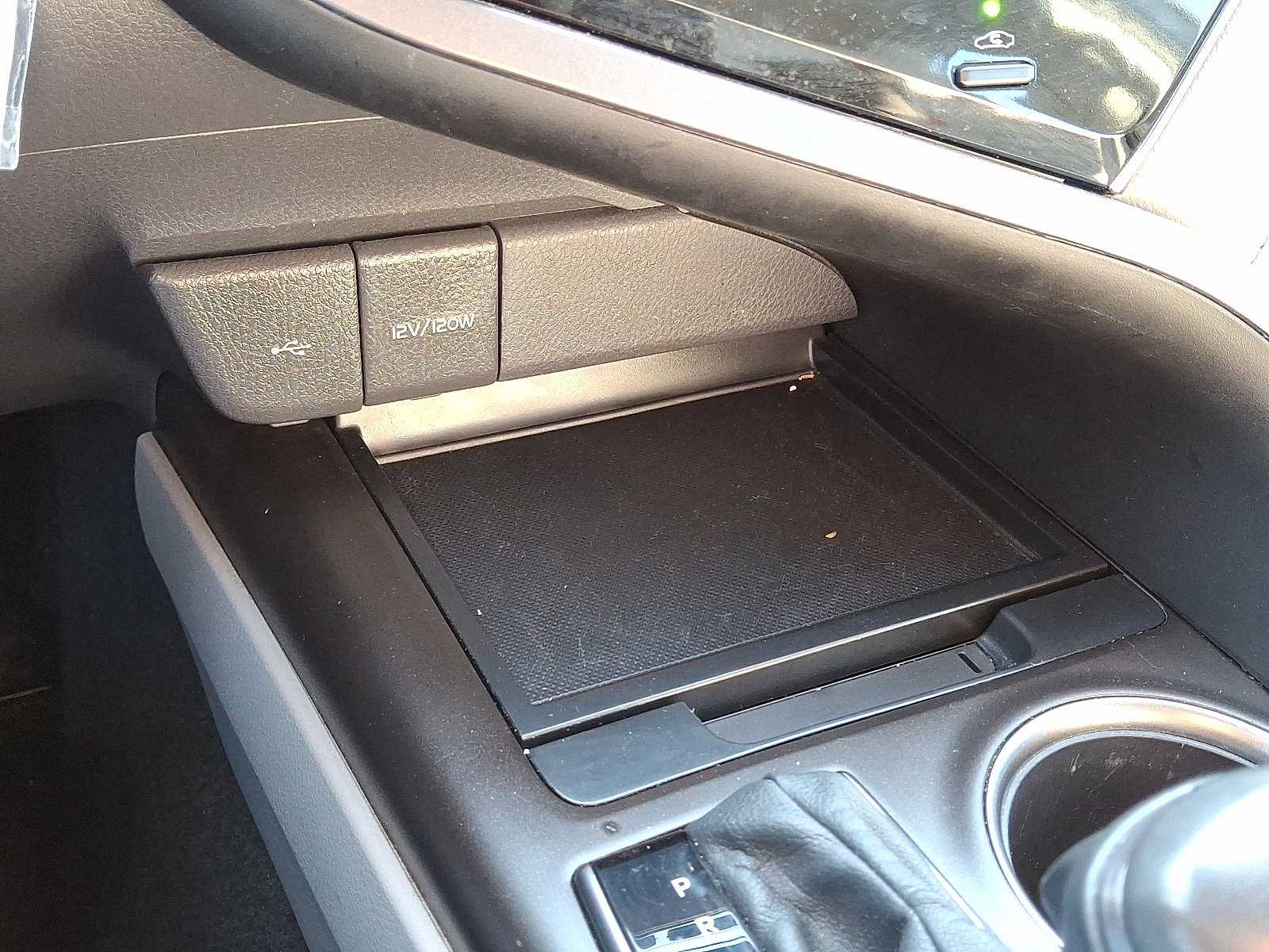 Used 2024 Toyota Camry SE image 24