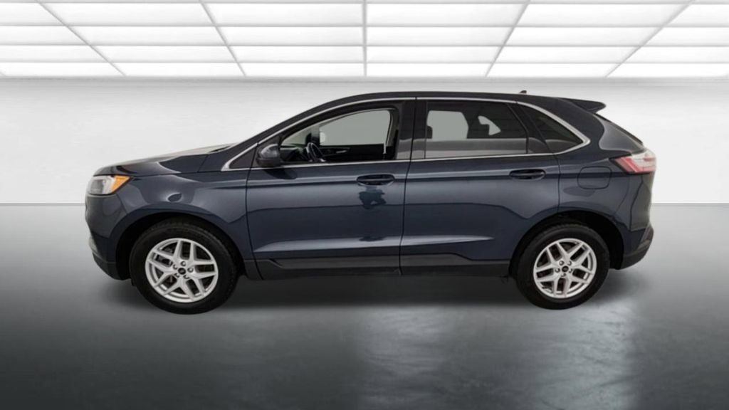Used 2023 Ford Edge SEL w/ Convenience Package image 5