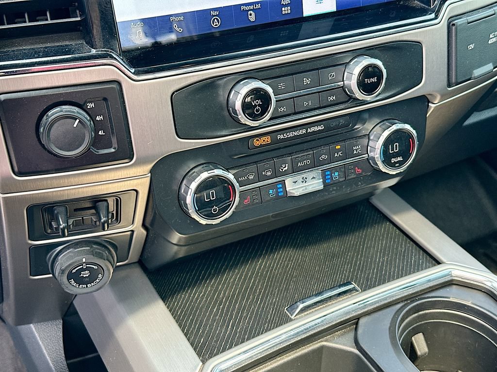 Used 2022 Ford F450 Platinum w/ FX4 Off-Road Package AWD/4WD image 14
