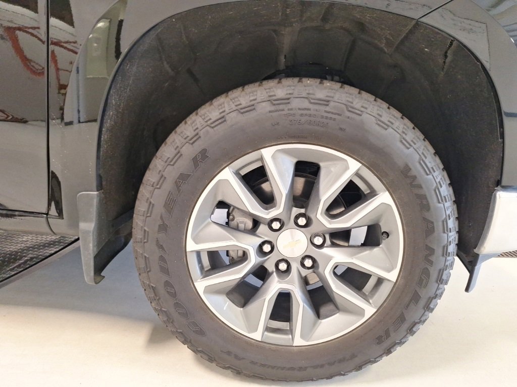 Used 2024 Chevrolet Silverado 1500 LT image 31