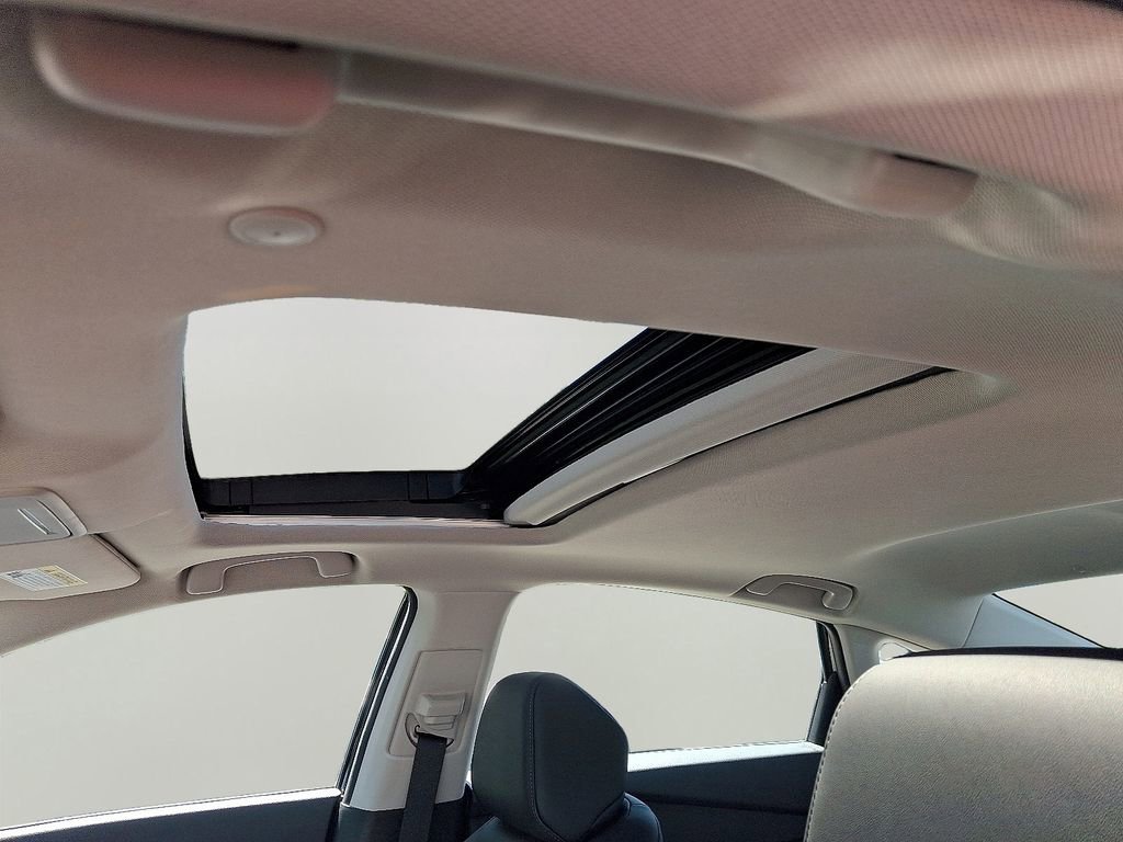 Used 2023 Honda Accord Touring image 15