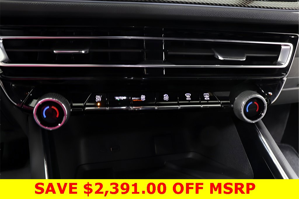 New 2026 Chevrolet Traverse High Country image 9