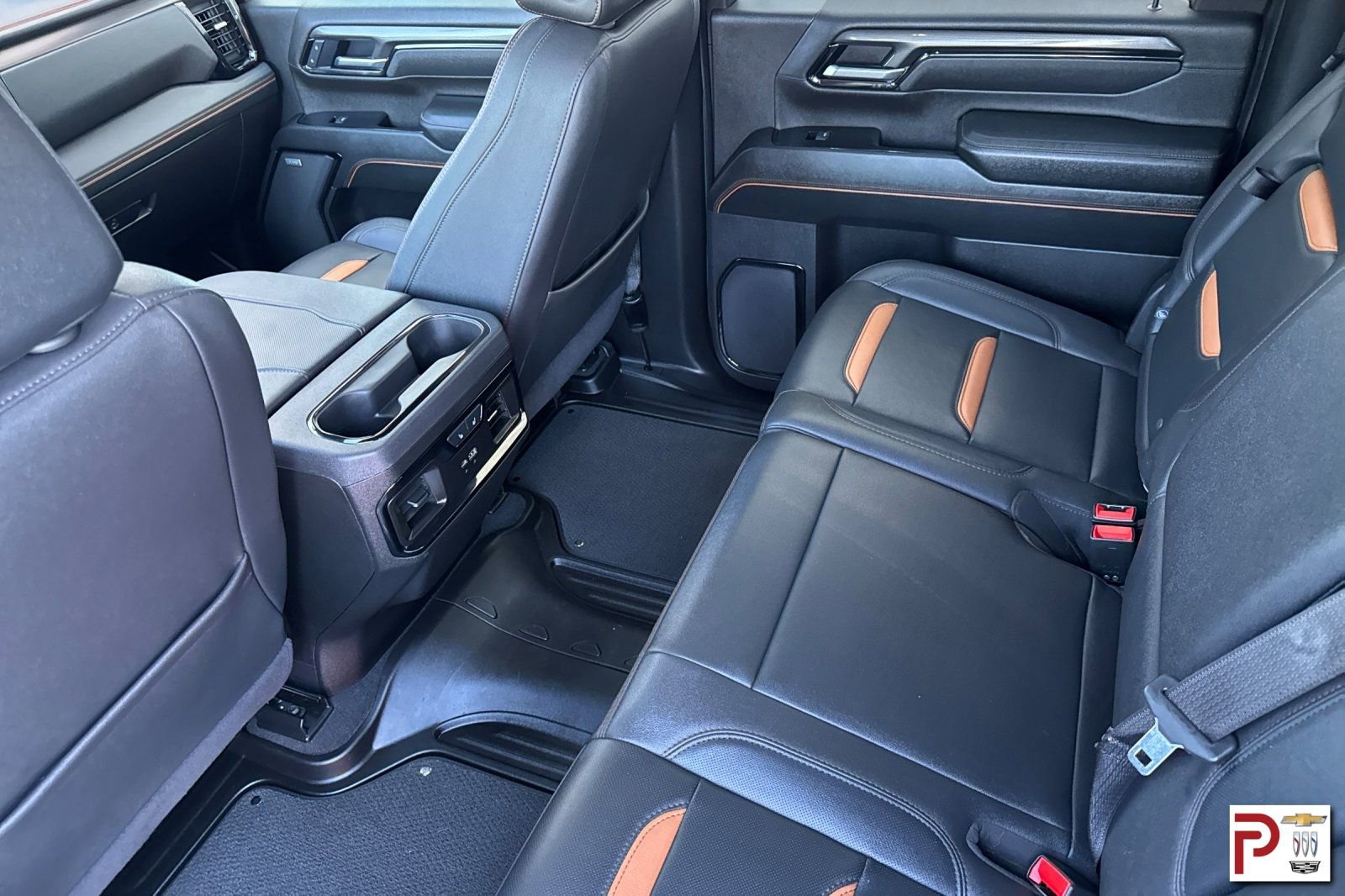Certified 2025 GMC Sierra 3500 AT4 w/ AT4 Premium Plus Package AWD/4WD image 13