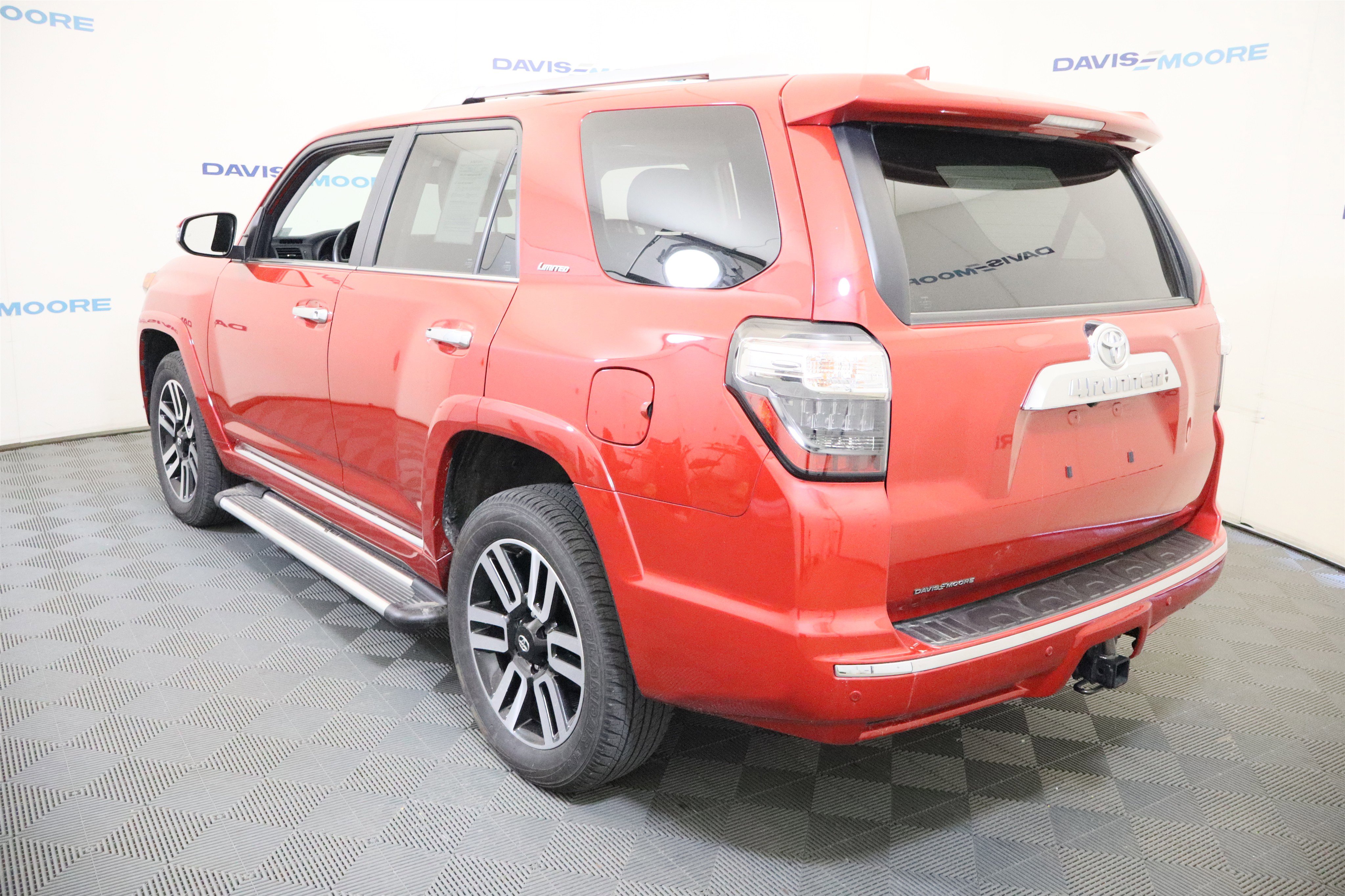 Used 2024 Toyota 4Runner Limited image 10