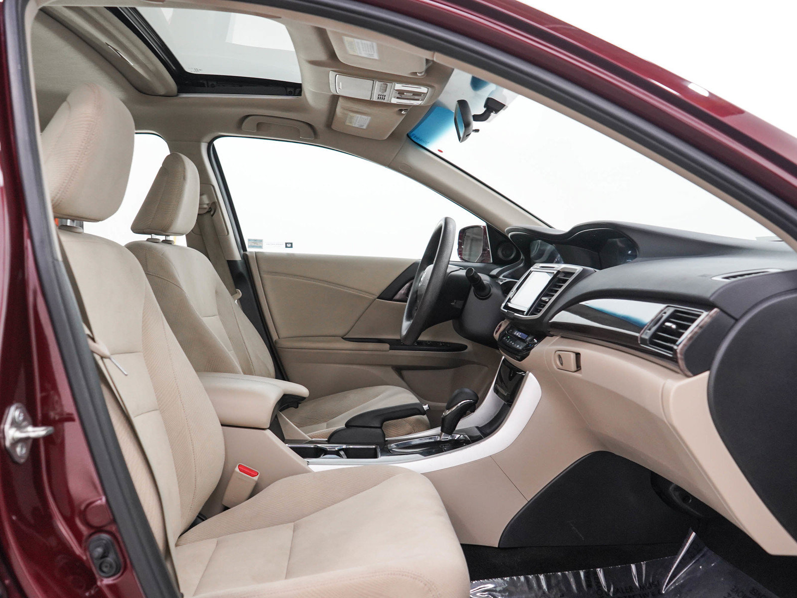 Used 2017 Honda Accord EX image 10