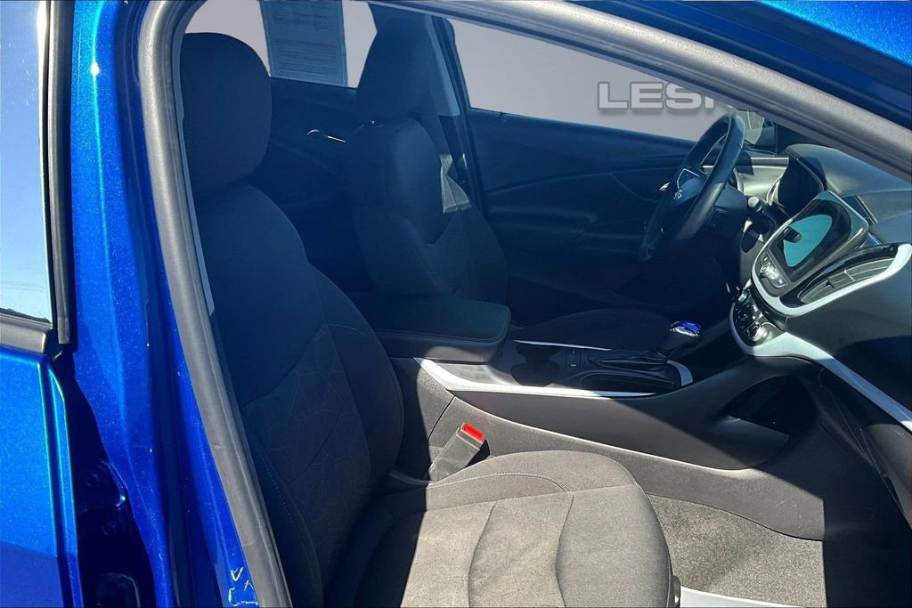 Used 2017 Chevrolet Volt LT w/ Comfort Package image 7