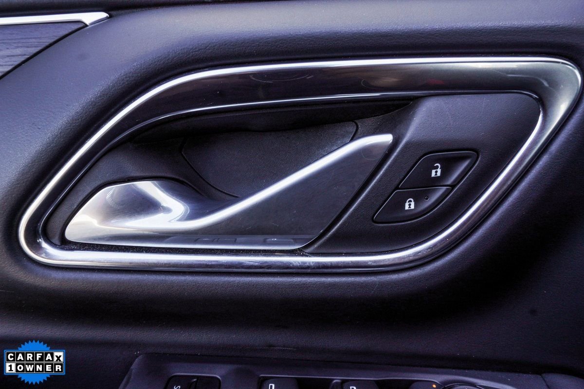 Used 2024 Chevrolet Suburban LT image 13