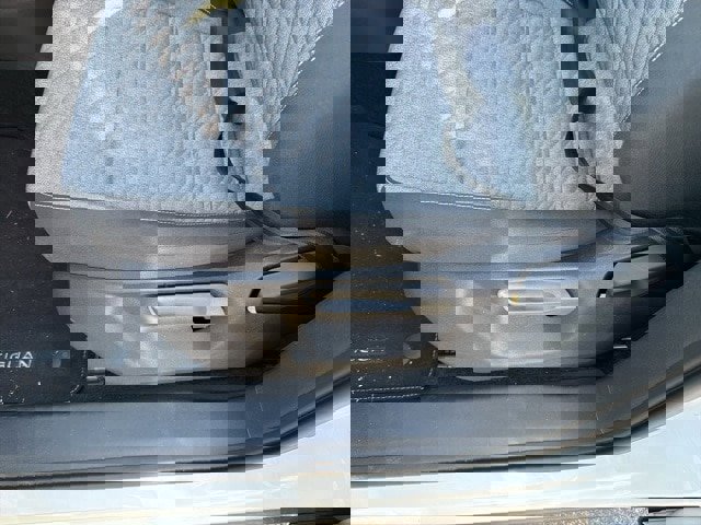 Used 2025 Volkswagen Tiguan S image 18