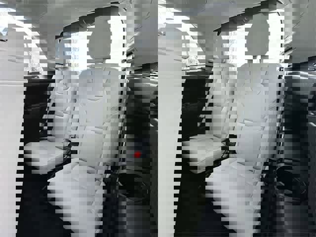 Used 2025 Volvo XC90 B6 Ultra image 37