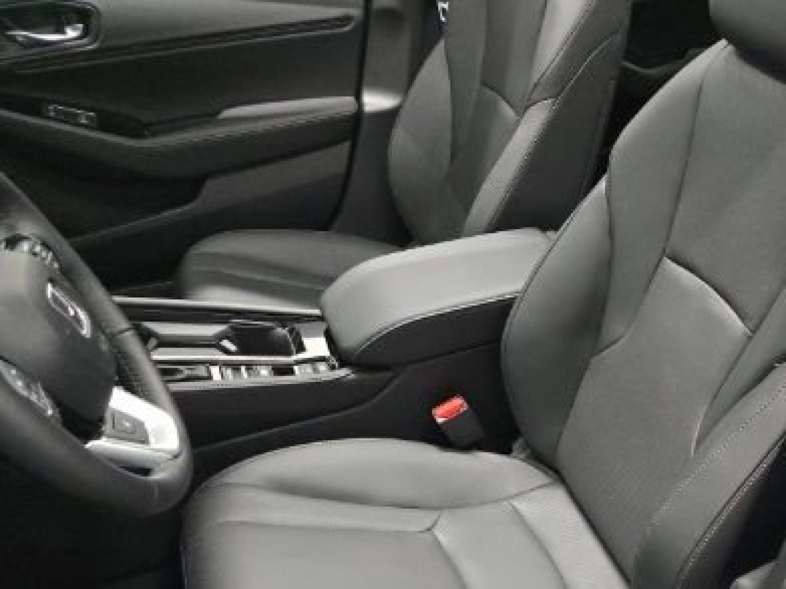 New 2025 Honda Accord Touring image 8