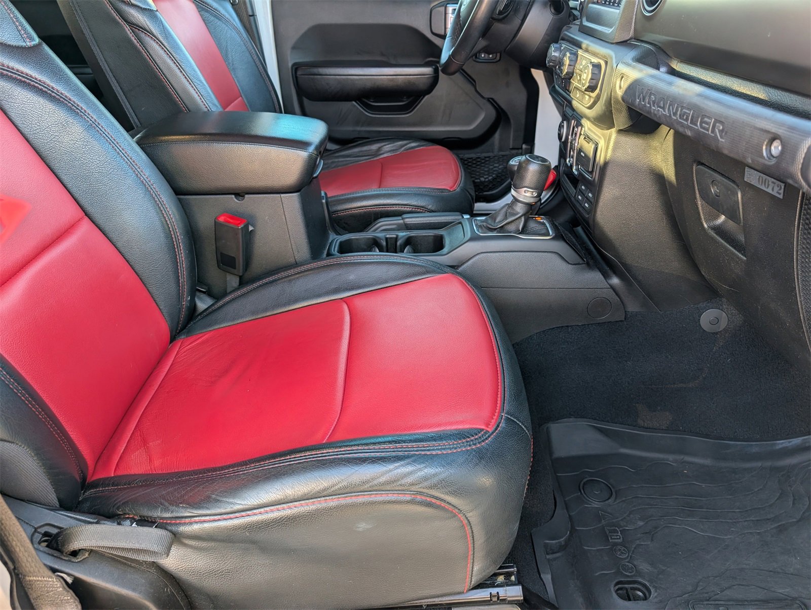 Used 2019 Jeep Wrangler Unlimited Sport S image 25