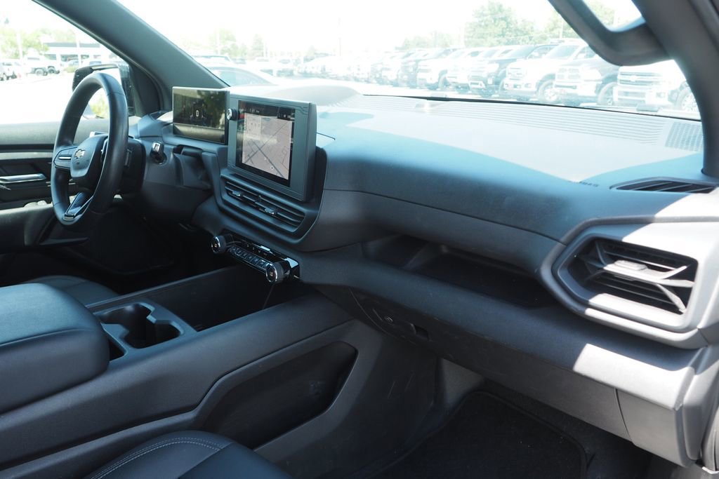Used 2024 Chevrolet Silverado EV W/T AWD/4WD image 22