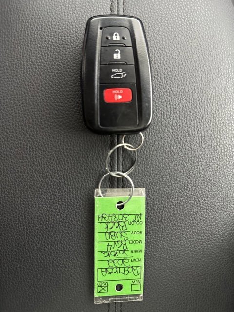 Used 2022 Toyota RAV4 XLE Premium image 32