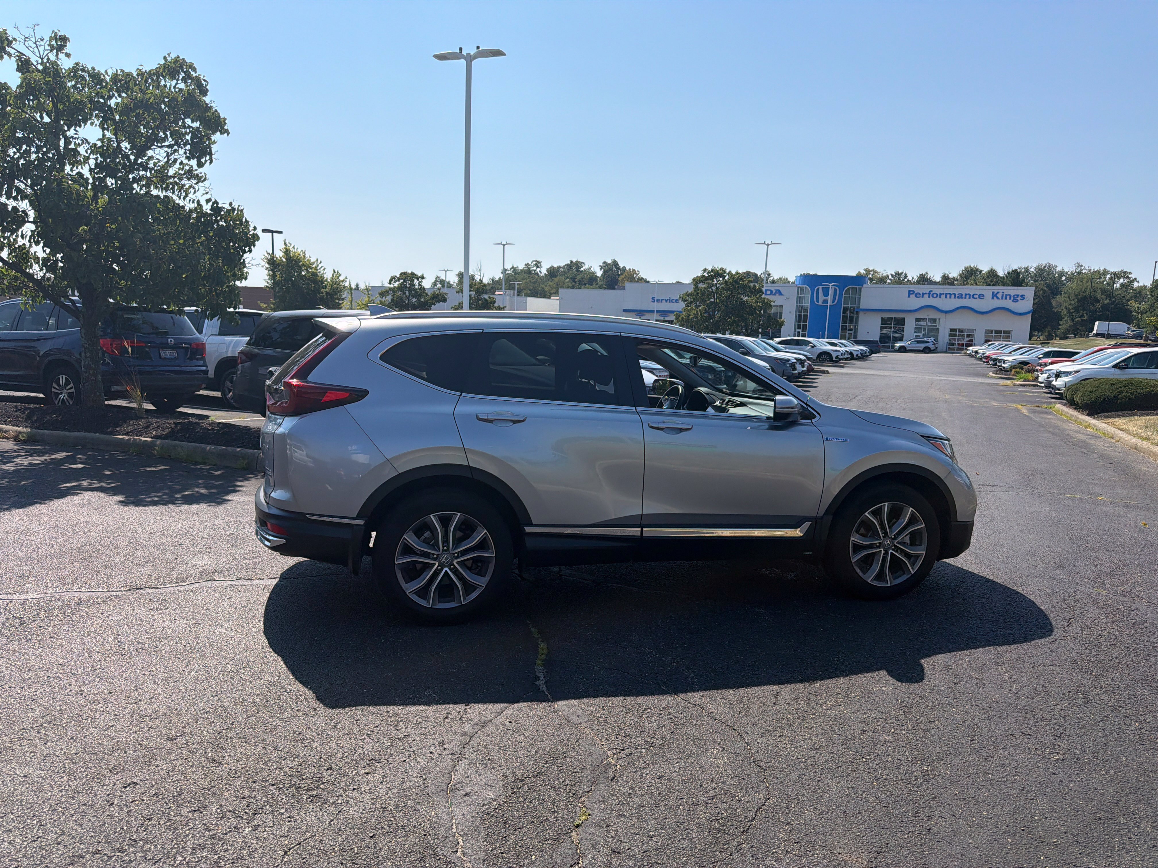 Used 2022 Honda CR-V Touring image 16