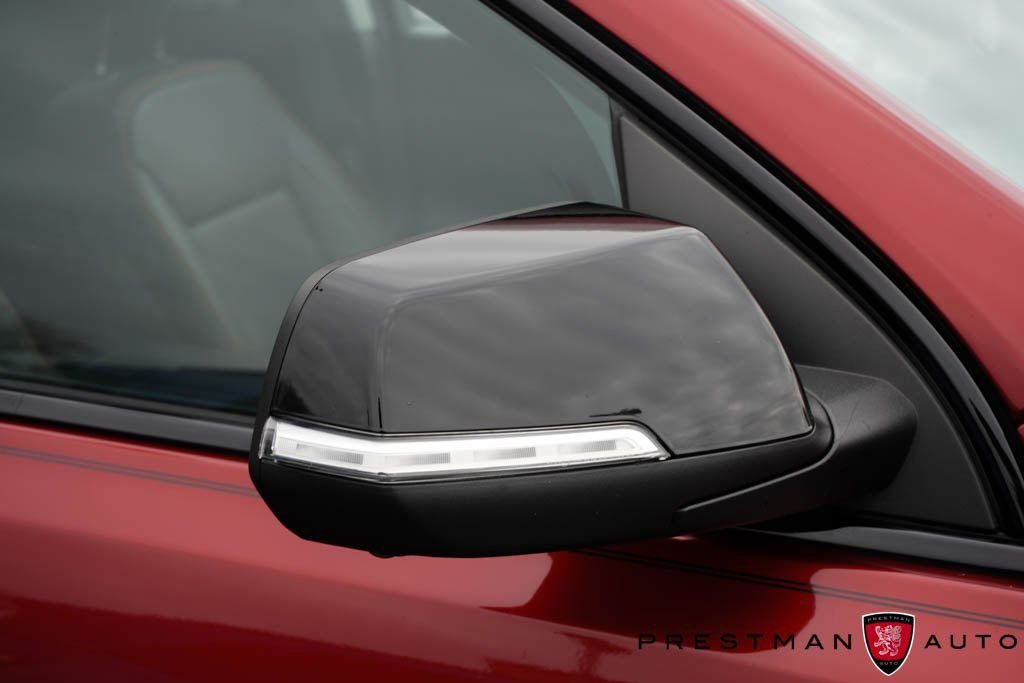 Used 2023 GMC Acadia AT4 w/ Technology Package image 15