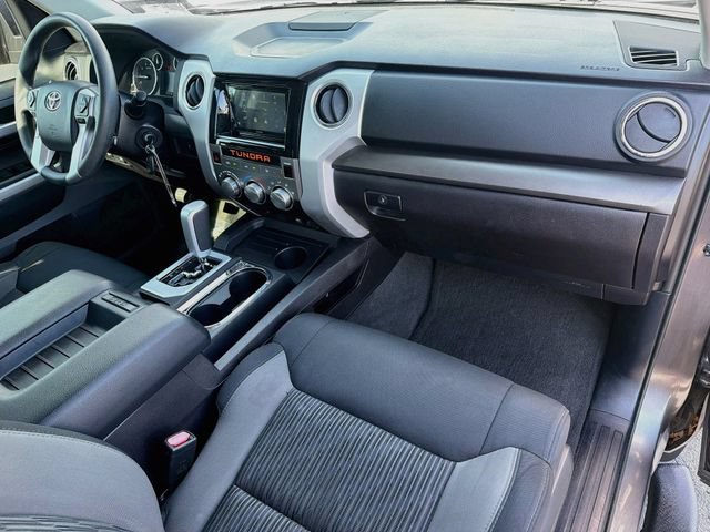 Used 2015 Toyota Tundra SR5 w/ SR5 Upgrade Package RWD image 28