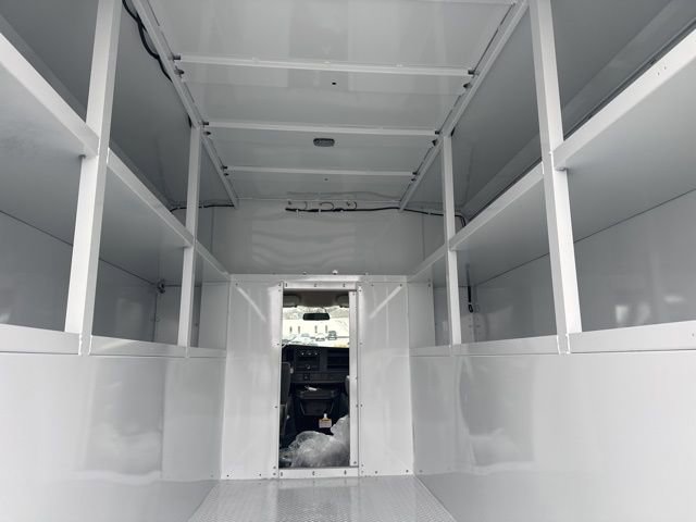 New 2025 GMC Savana 3500 w/ Power Convenience Package image 25