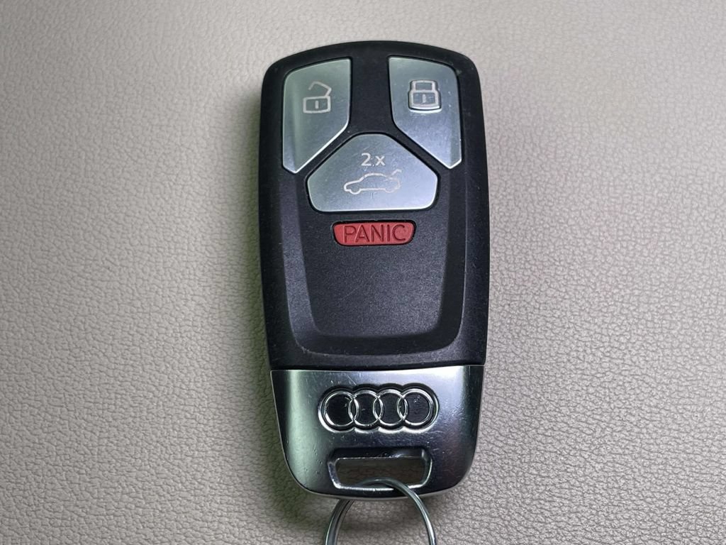 Used 2023 Audi Q5 2.0T Premium Plus w/ Premium Plus Package AWD/4WD image 44