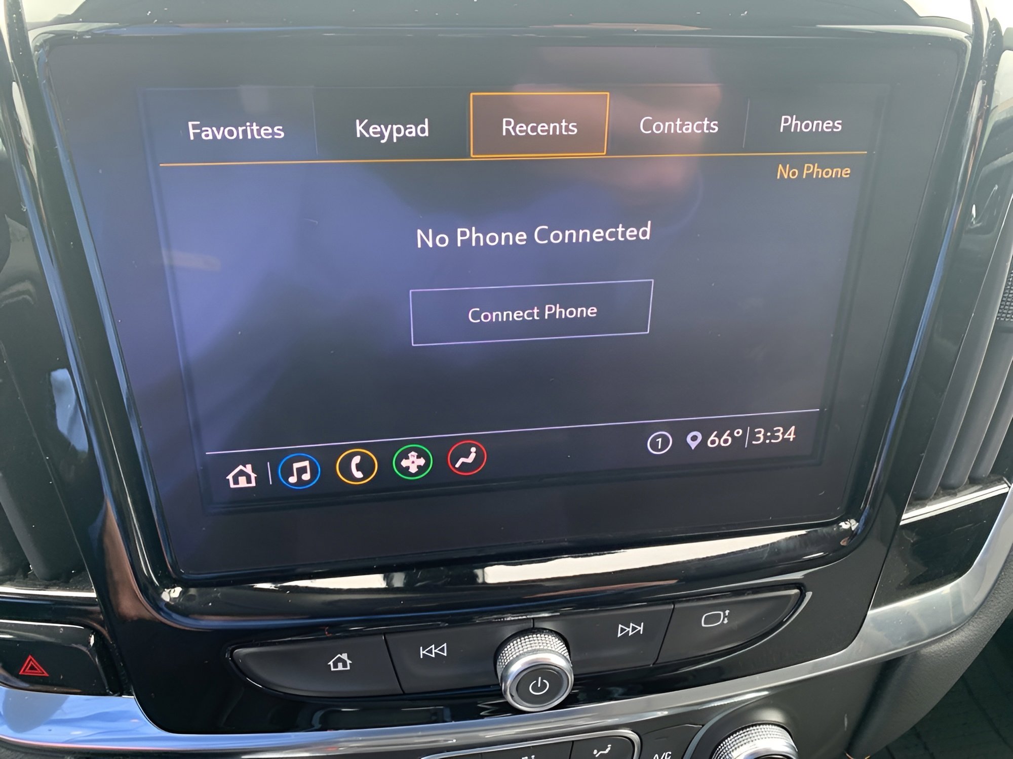 Used 2021 Chevrolet Traverse LT w/ LPO, Floor Liner Package image 15