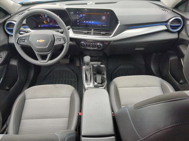 Certified 2025 Chevrolet Trax LT image 21