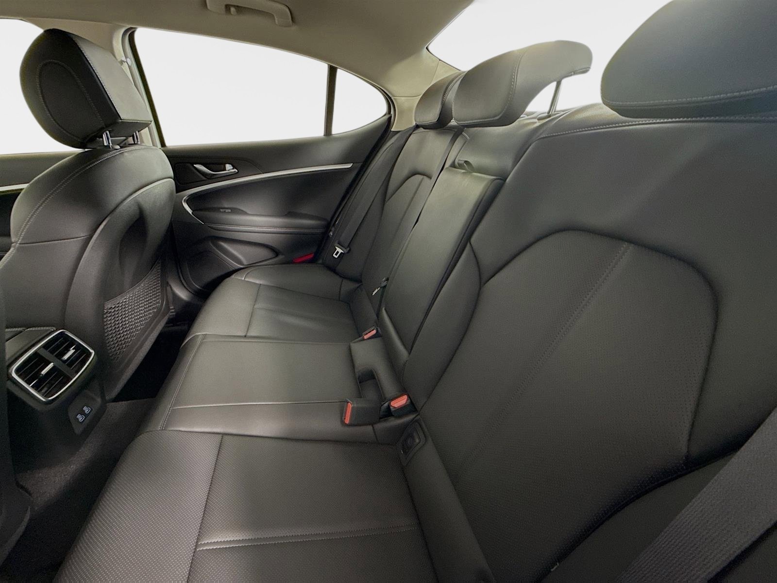 New 2026 Genesis G70 2.5T image 23