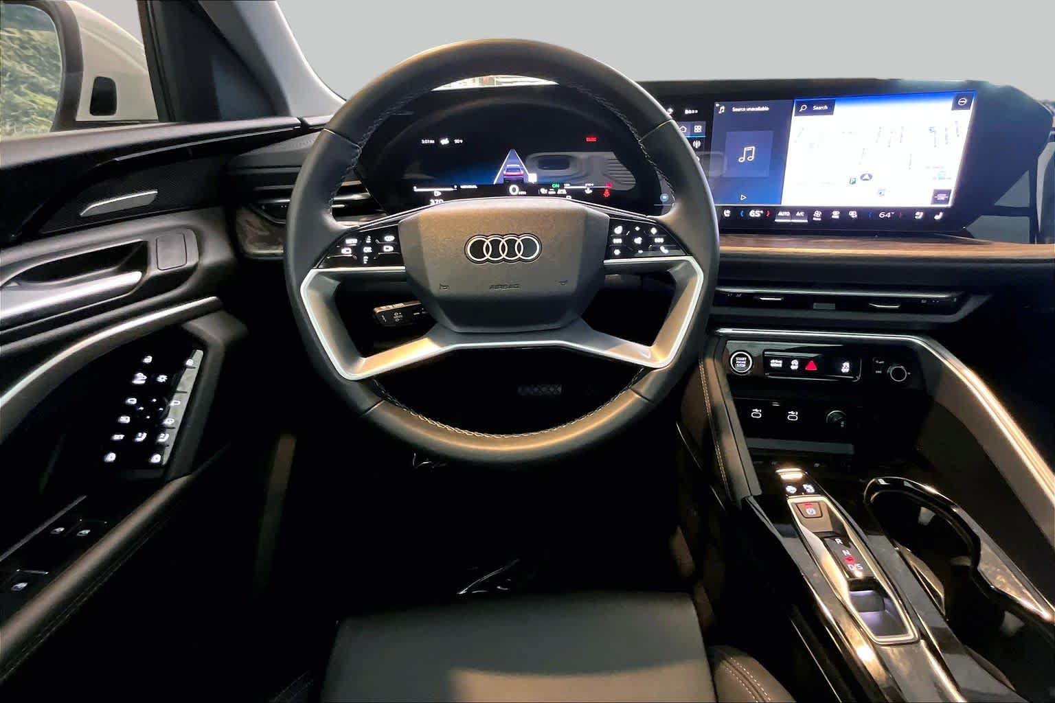 Certified 2025 Audi Q5 Premium AWD/4WD image 6