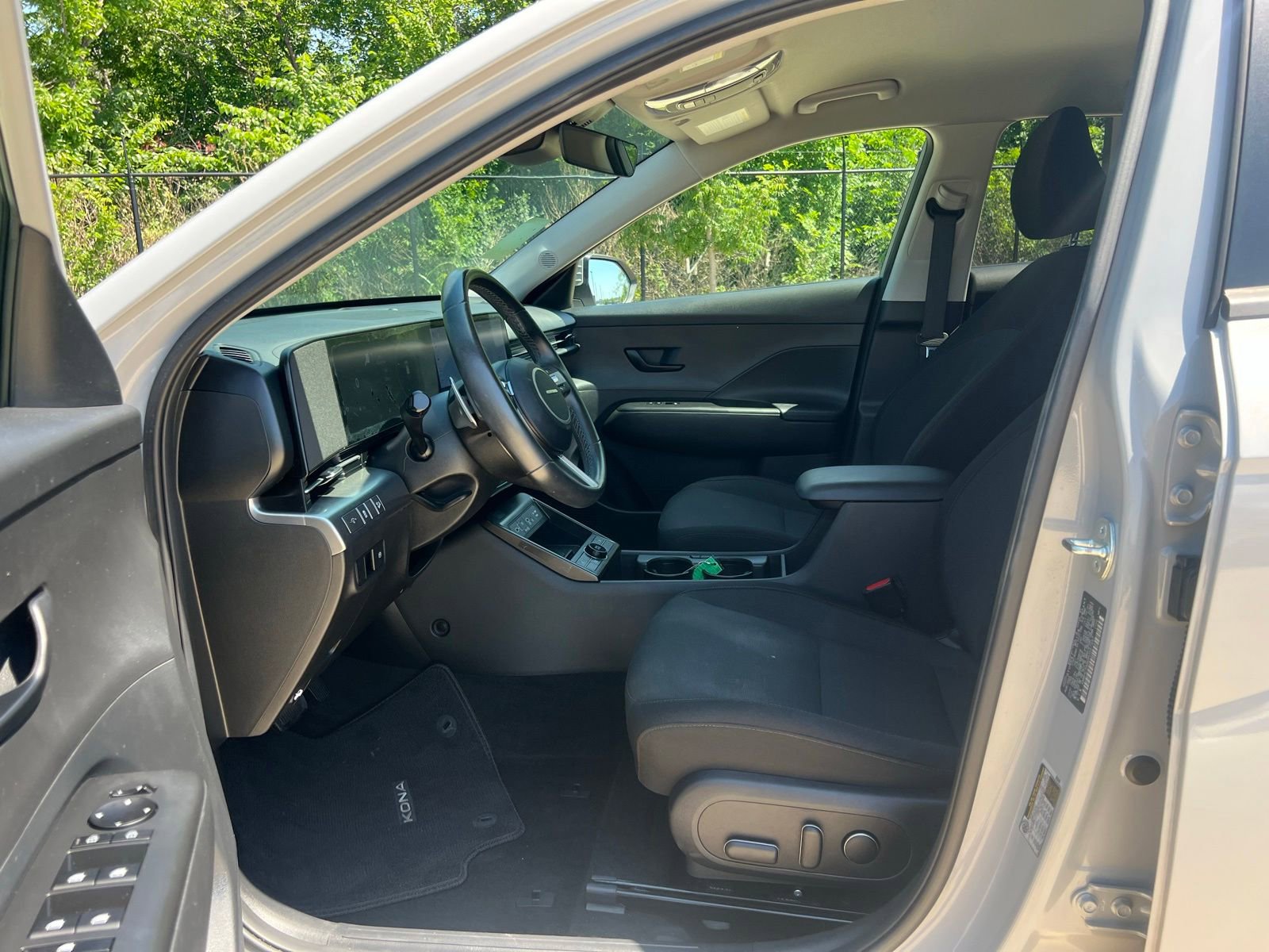 Used 2024 Hyundai Kona SEL w/ Convenience Package FWD image 20