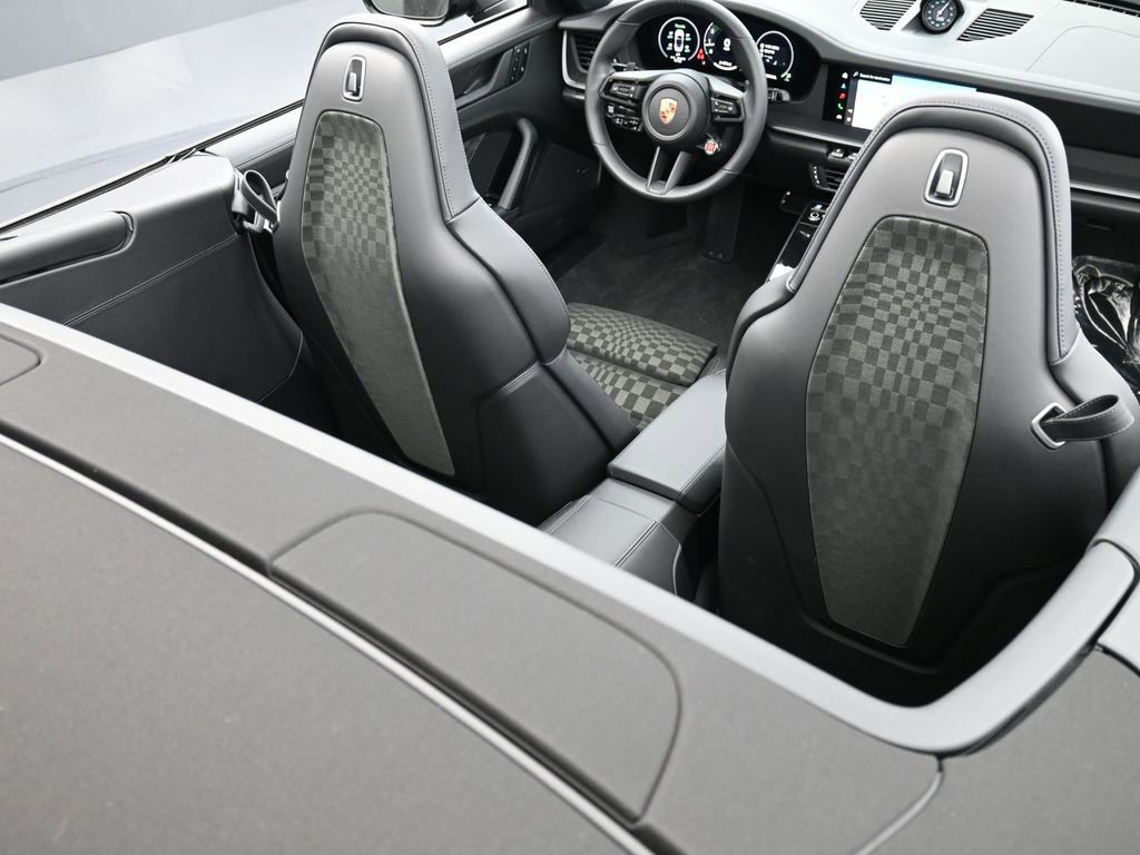 Certified 2026 Porsche 911 Carrera S RWD image 27