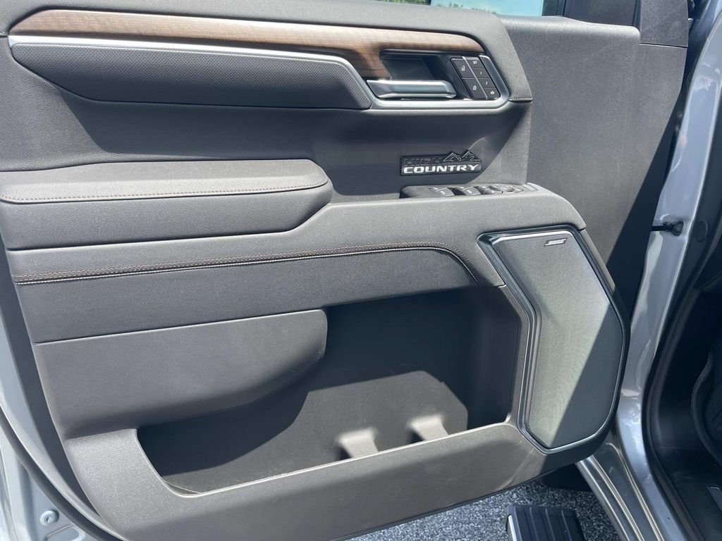 New 2026 Chevrolet Silverado 1500 High Country AWD/4WD image 15