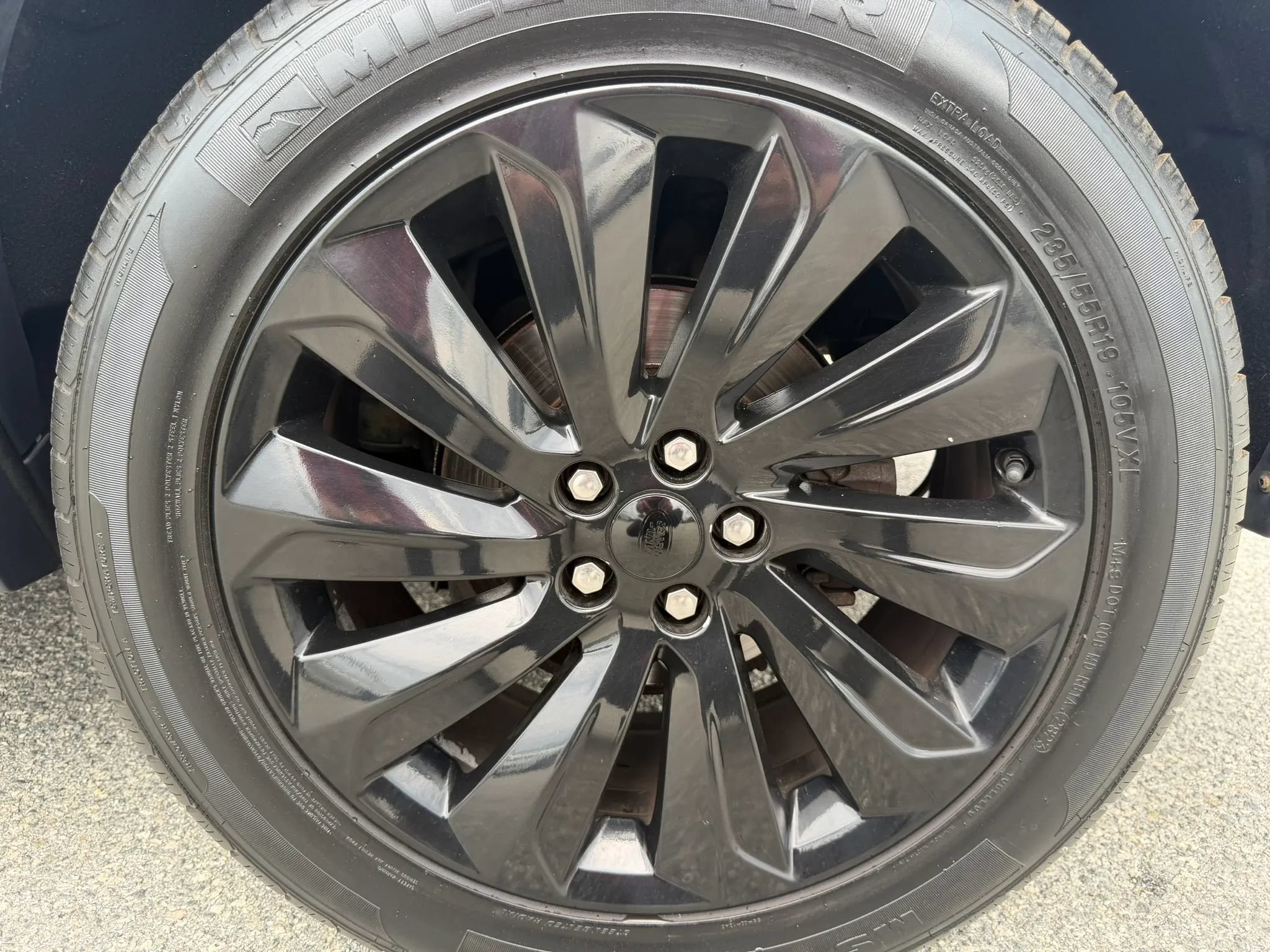 Used 2020 Land Rover Discovery Sport SE AWD/4WD image 57