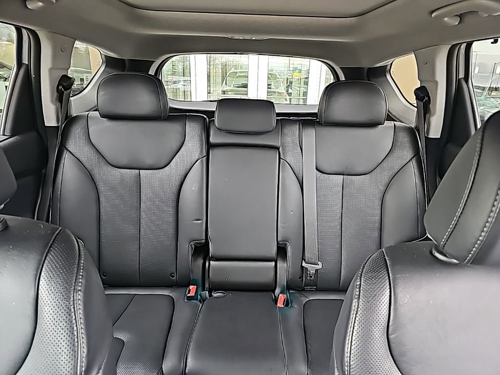 Certified 2023 Hyundai Santa Fe Limited AWD/4WD image 25