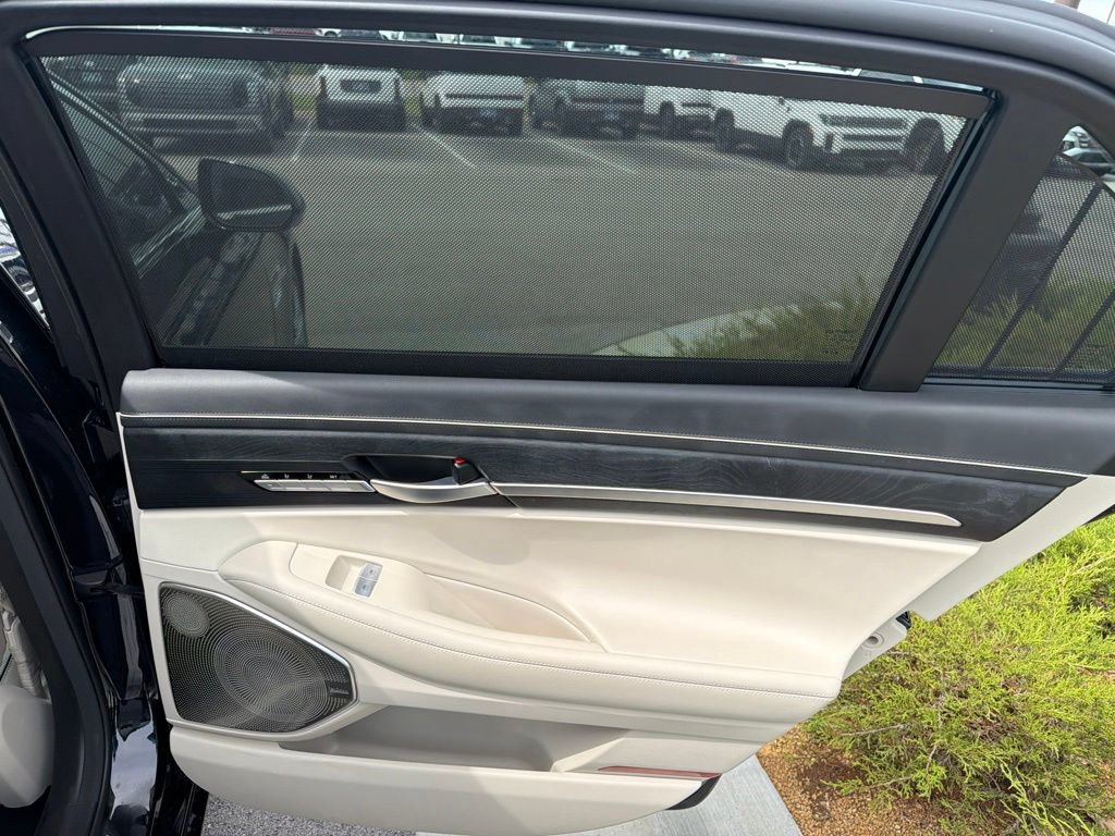 Used 2021 Genesis G90 5.0 Ultimate RWD image 16