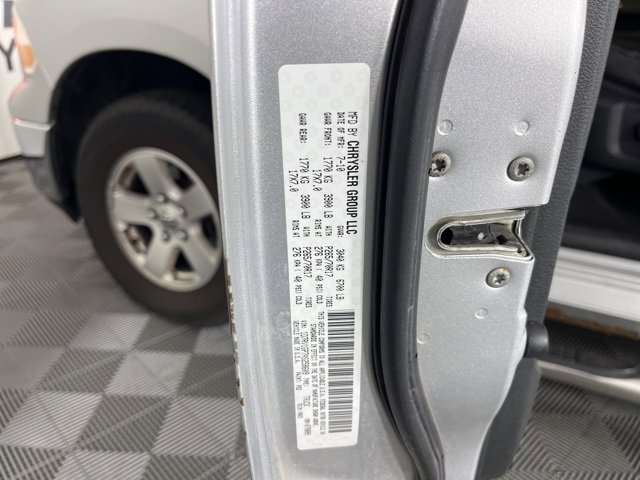 Used 2010 Dodge Ram 1500 Truck SLT image 33