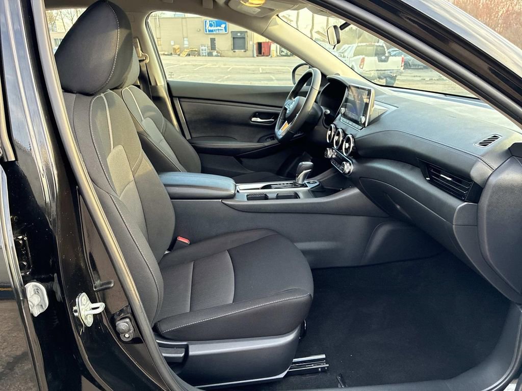 Used 2023 Nissan Sentra SV w/ All-Weather Package image 9