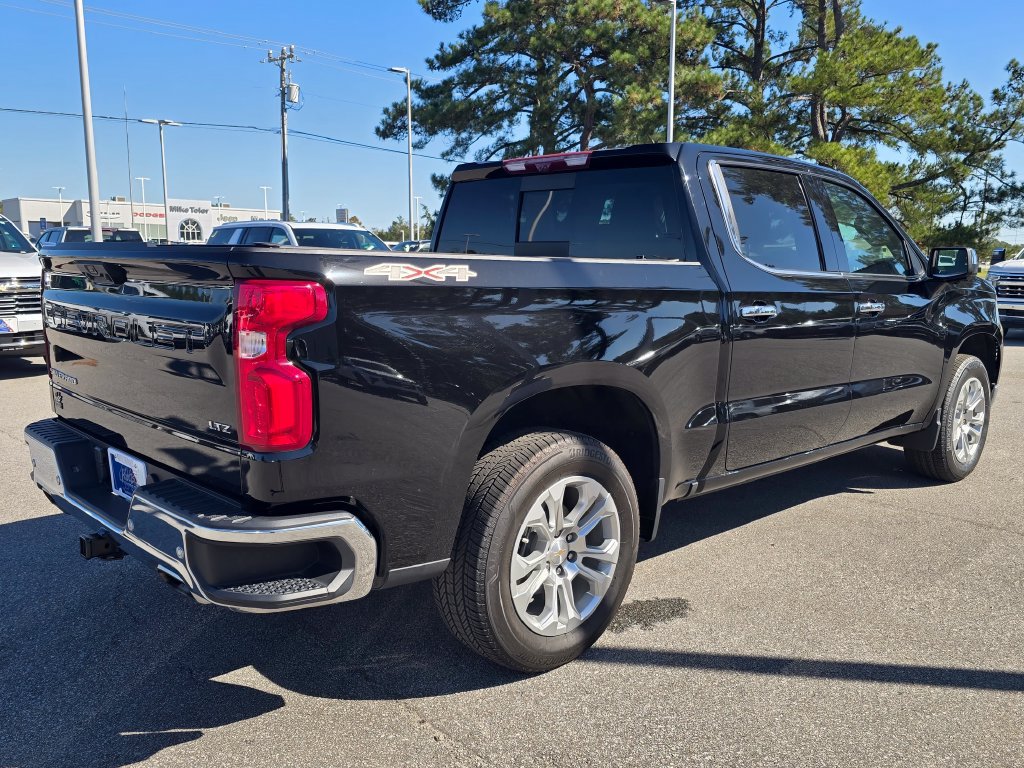 Certified 2025 Chevrolet Silverado 1500 LTZ w/ Technology Package AWD/4WD image 5