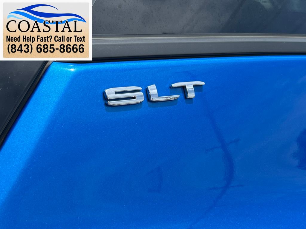 Used 2024 GMC Terrain SLT FWD image 28