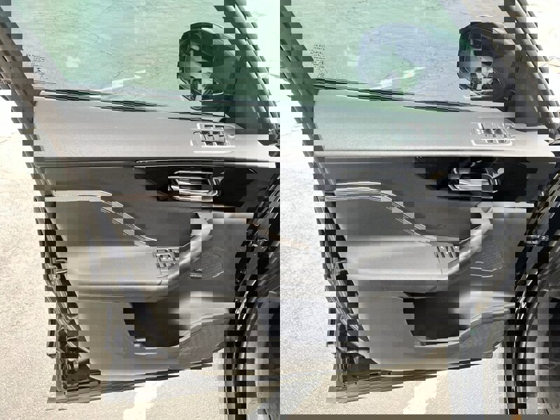 Used 2017 Jaguar F-PACE Prestige AWD/4WD image 19