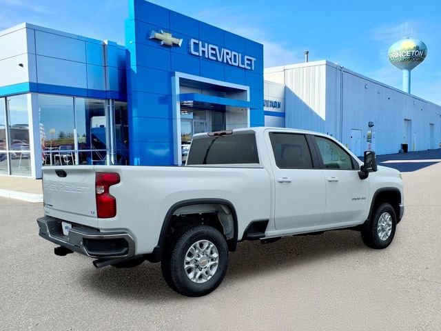 New 2026 Chevrolet Silverado 3500 LT w/ Safety Package AWD/4WD image 3