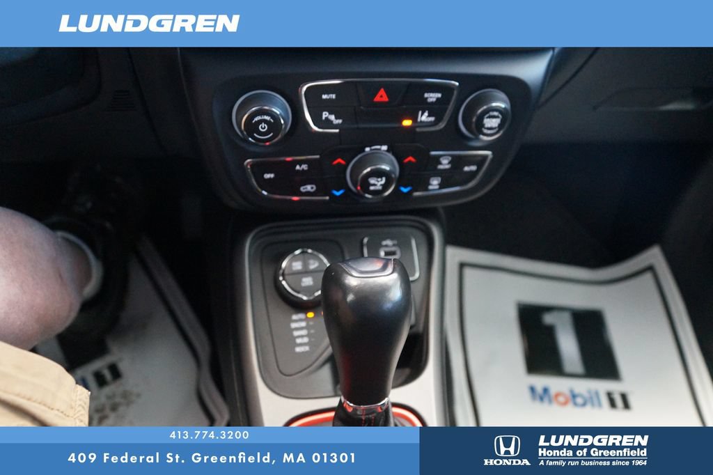 Used 2021 Jeep Compass Trailhawk AWD/4WD image 19