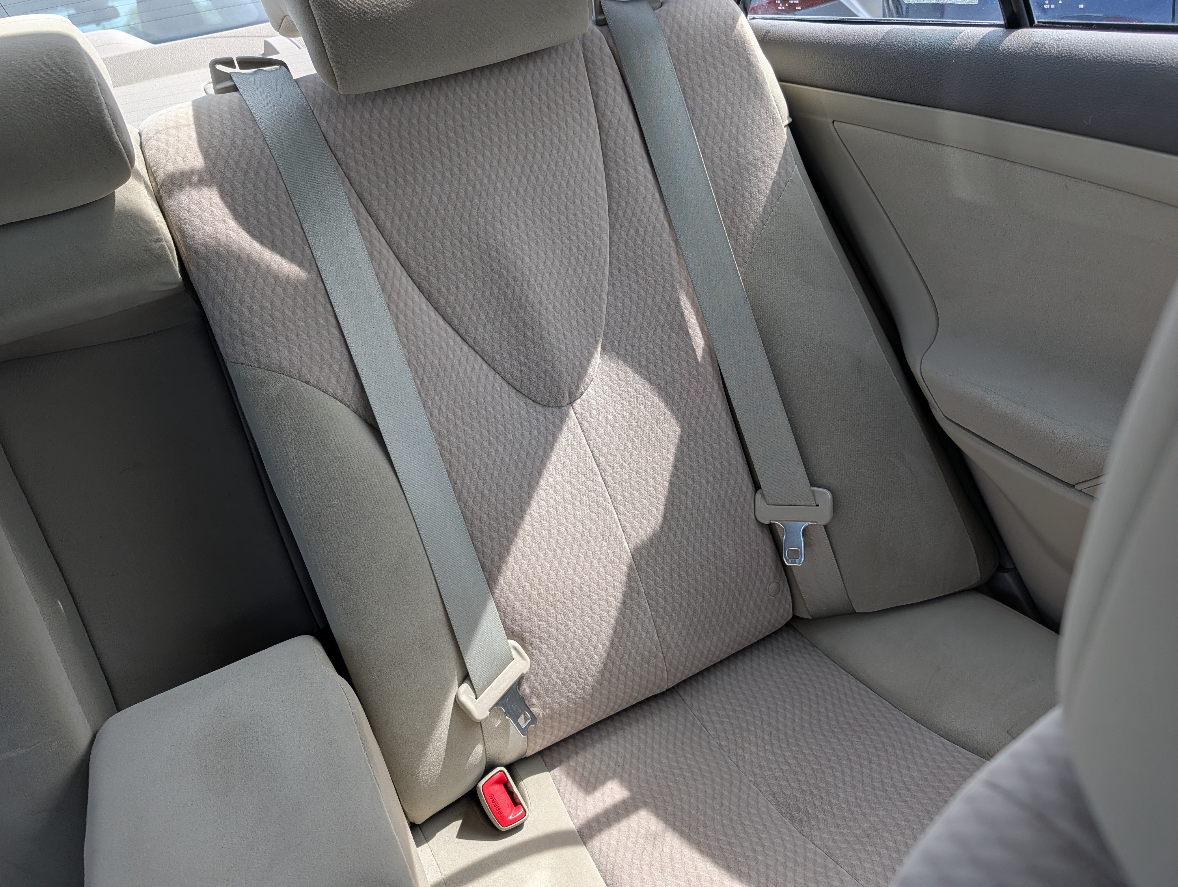 Used 2011 Toyota Camry LE w/ LE Extra-Value Pkg FWD image 14